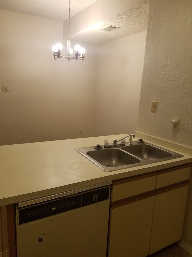 6248 Oram St unit 12, Dallas, TX 75214 - photo 5