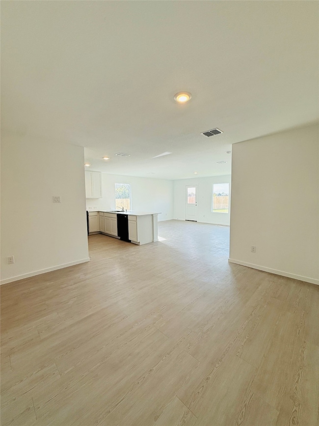 7157 Waterford Creek Ct, Fort Worth, TX 76179 - photo 3