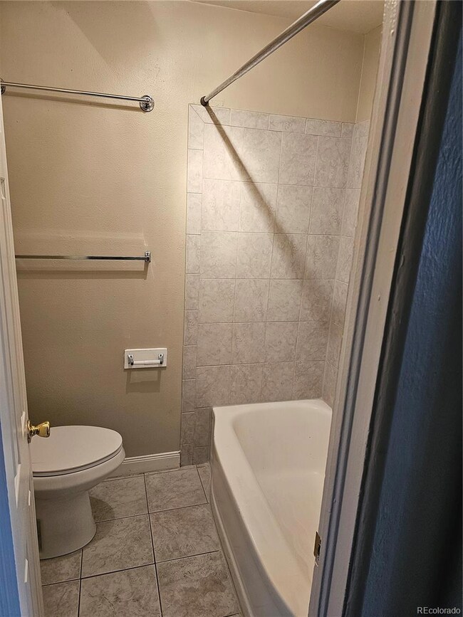 1544 Beeler St unit 8, Aurora, CO 80010 - photo 5