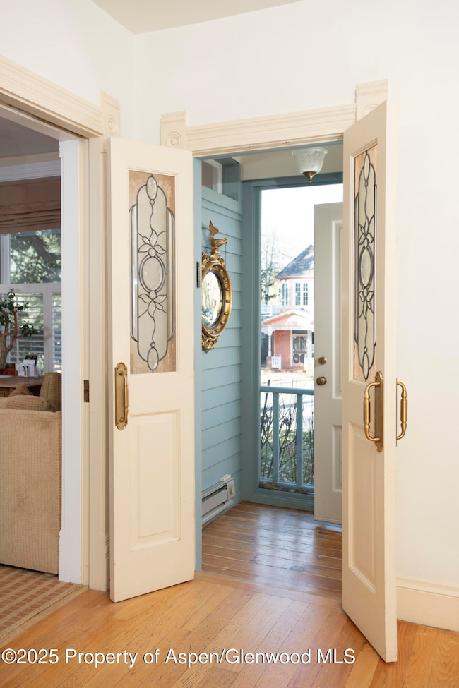 715 W Smuggler St, Aspen, CO 81611 - photo 3