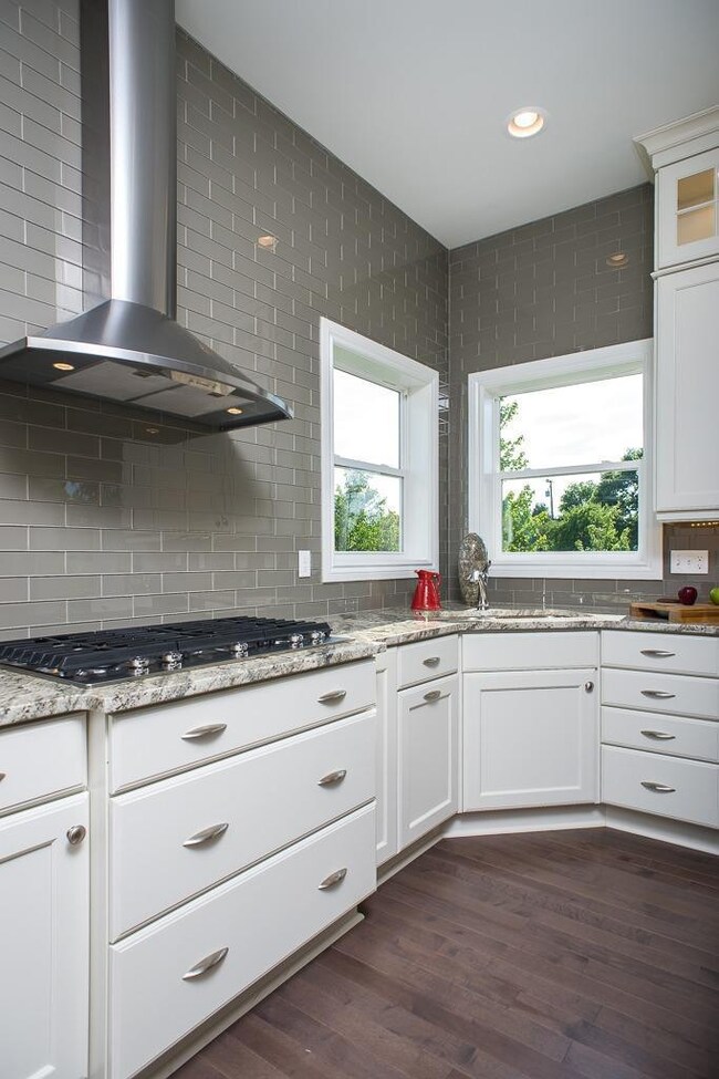 2238 Crescendo Ln unit 27, Saline, MI 48176 - photo 7