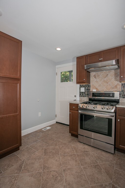 408 North St unit 1, Weymouth, MA 02191 - photo 7