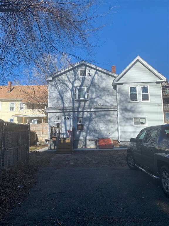 4 Arlitt Ct, Lawrence, MA 01841 - photo 5