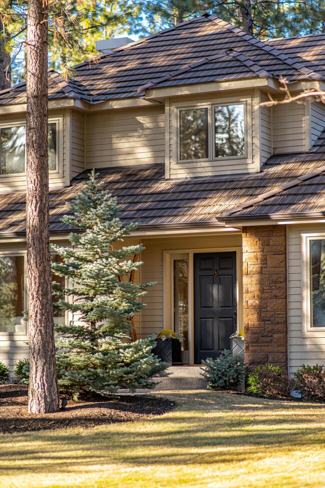 61733 Broken Top Dr, Bend, OR 97702 - photo 3