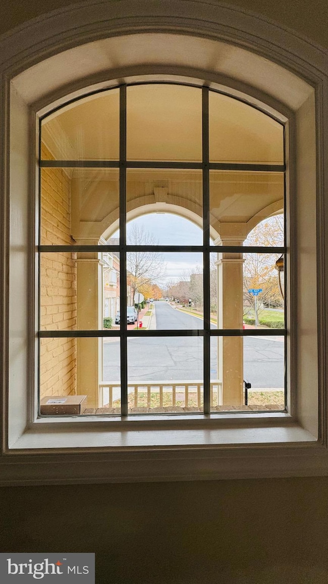 12798 Fox Keep Run, Fairfax, VA 22033 - photo 5