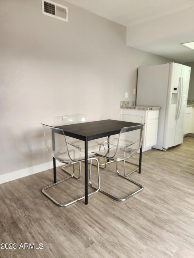 116 W Concorda Dr unit 101, Tempe, AZ 85282 - photo 2