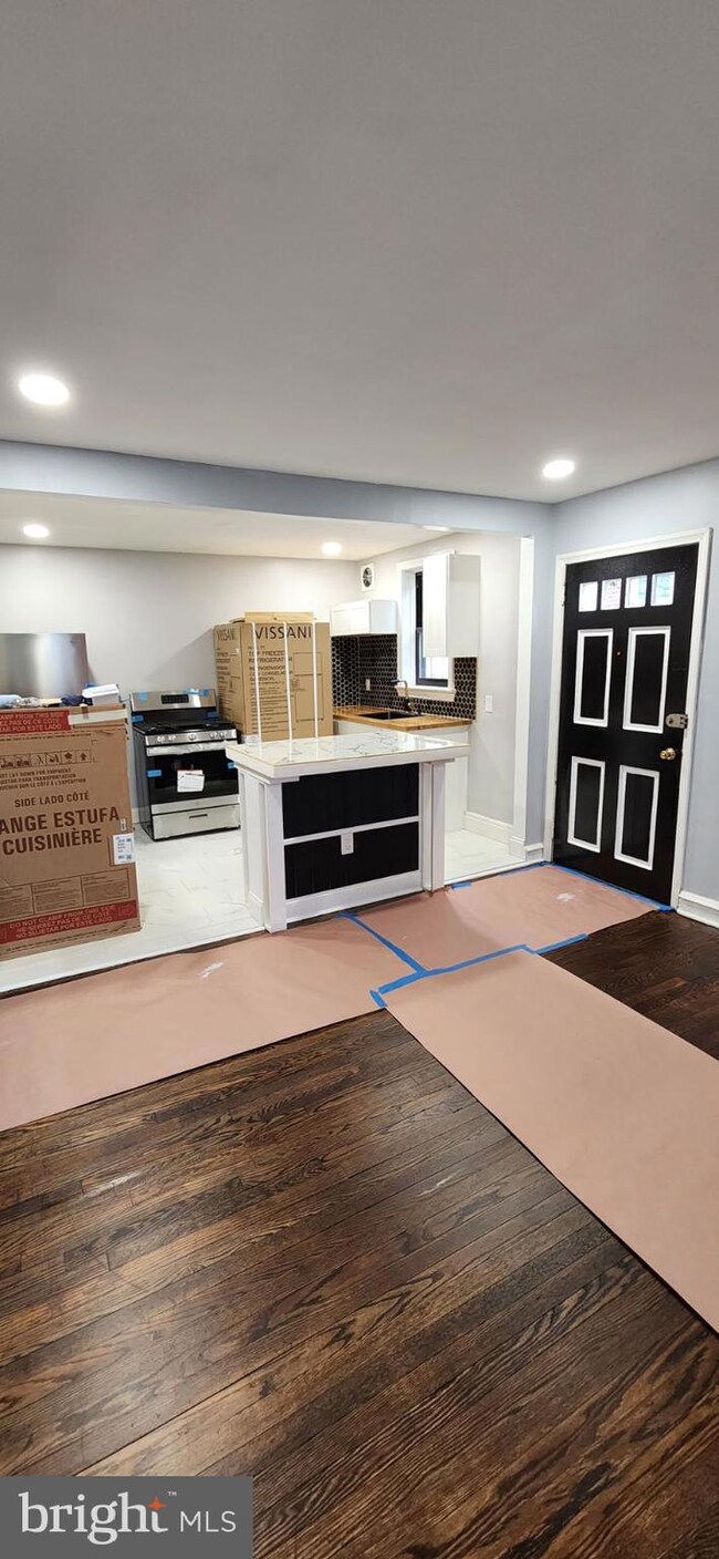 502 E 22nd St unit D, Chester, PA 19013 - photo 2