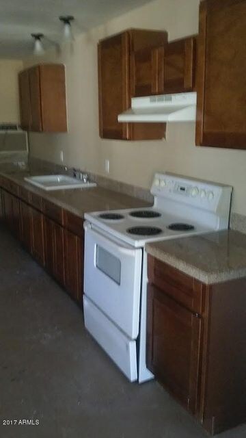Kitchen 1