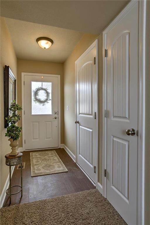 100 Grant Dr, Raymore, MO 64083 - photo 2