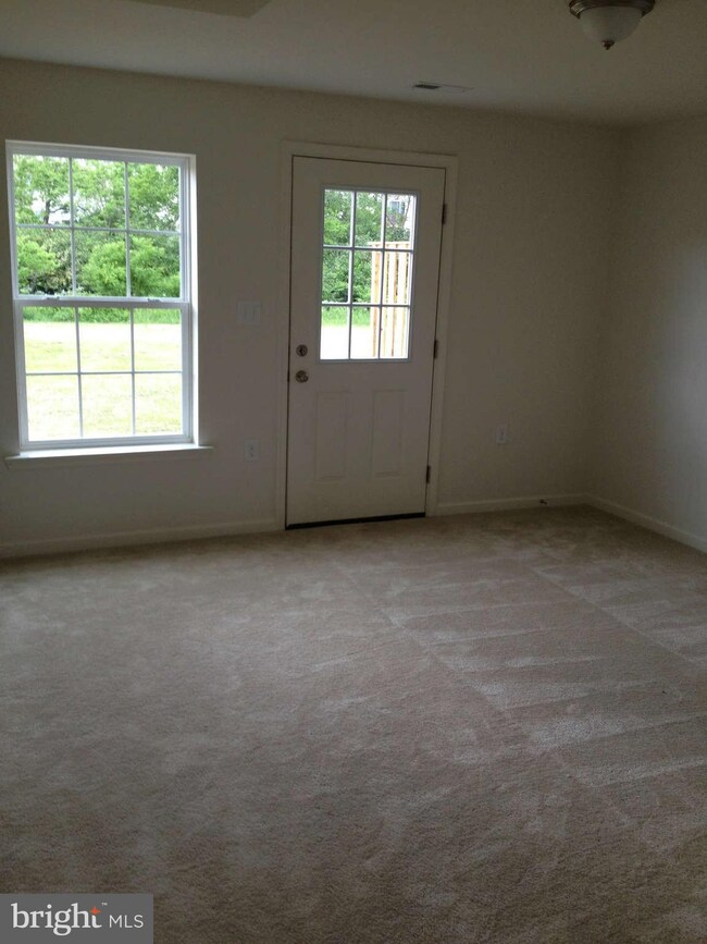 0 Lieutenant Ct unit 1004212126, Bunker Hill, WV 25413 - photo 5