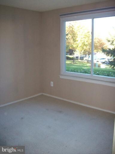 11730 Summerchase Cir unit C, Reston, VA 20194 - photo 4