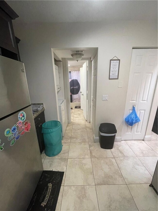 4155 Palm Bay Cir unit B, West Palm Beach, FL 33406 - photo 6