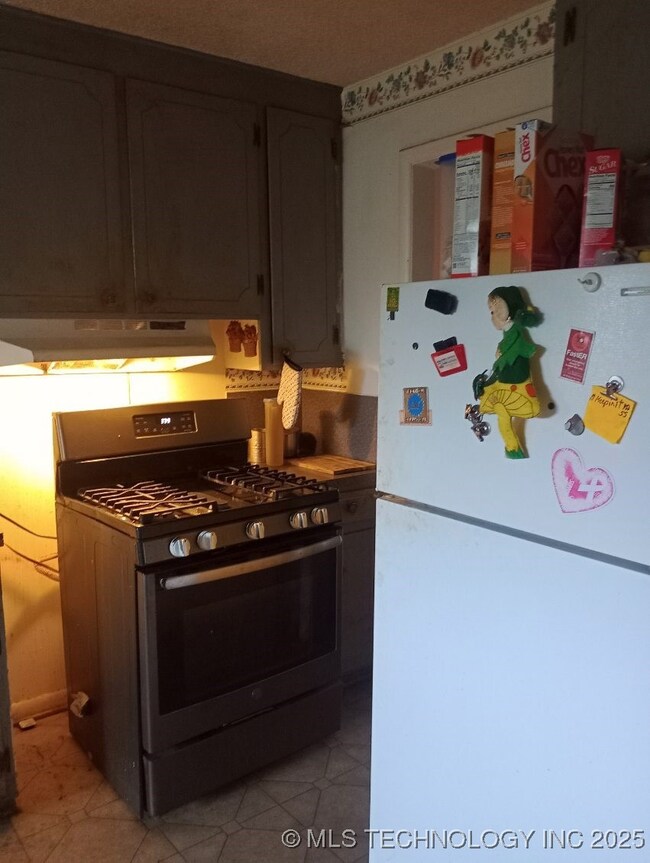 4145 S 41st West Ave, Tulsa, OK 74107 - photo 5