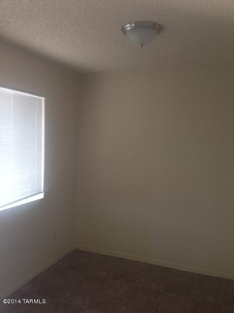 1233 E Halcyon Rd unit 1, Tucson, AZ 85719 - photo 5