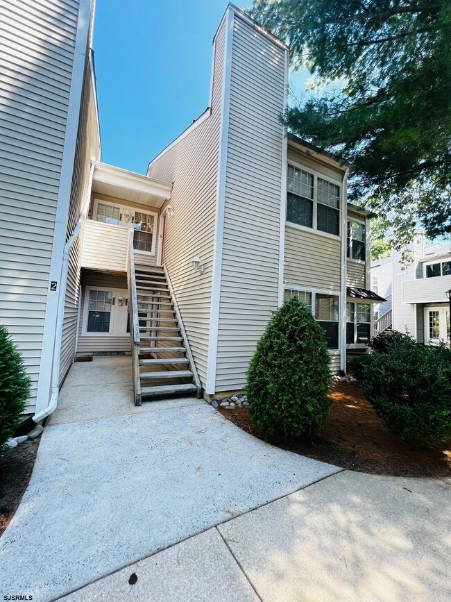 17 Chesapeake Dr unit 8, Galloway, NJ 08205 - photo 2