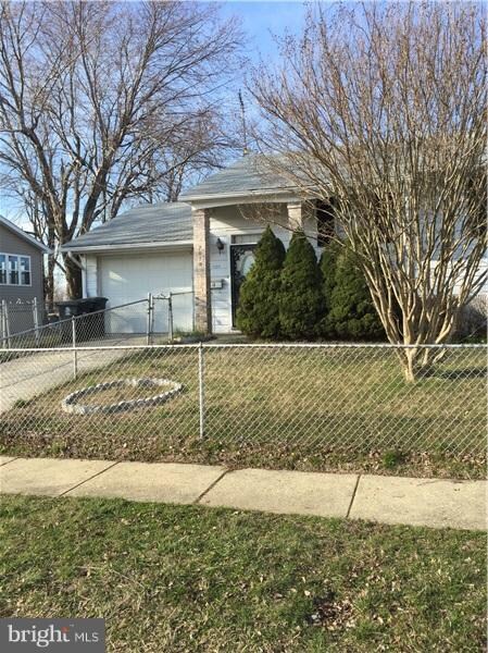 7010 Hastings Dr, Capitol Heights, MD 20743 - photo 2