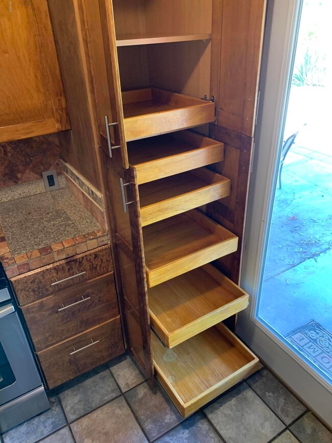 508 E Laguna Dr, Tempe, AZ 85282 - photo 5