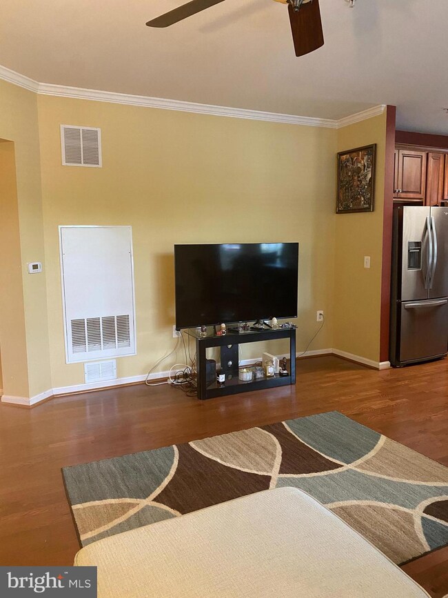 21228 Mcfadden Square unit 113, Sterling, VA 20165 - photo 6