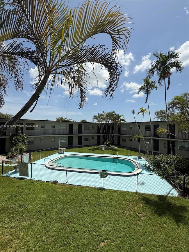 VILLAS OF WEST BIRD CONDO unit 46, Miami, FL 33165 - photo 2