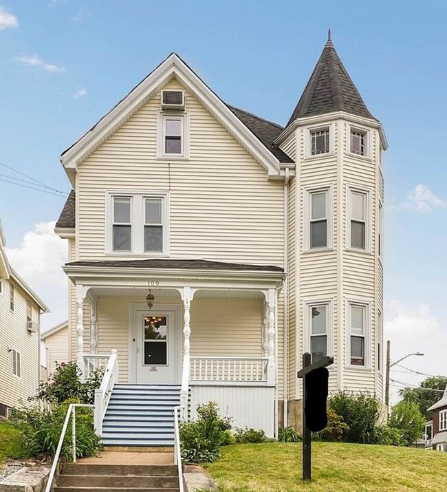 109 Walnut St, Malden, MA 02148 - photo 2