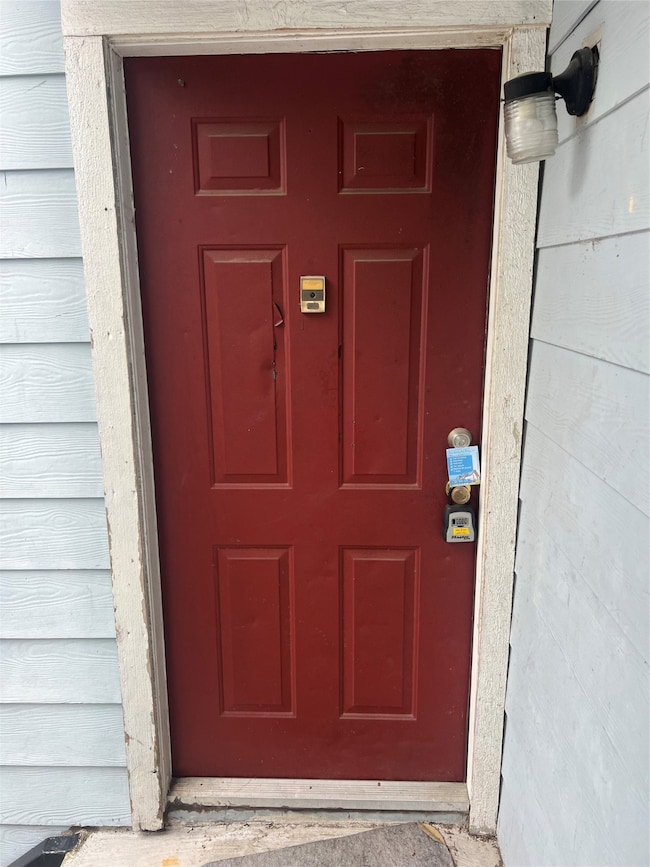 14550 Fonmeadow Dr unit 1006, Houston, TX 77035 - photo 2