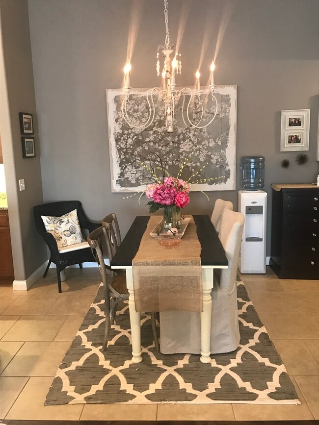 4536 N Thornhill Dr unit 204D, Peoria, IL 61615 - photo 6