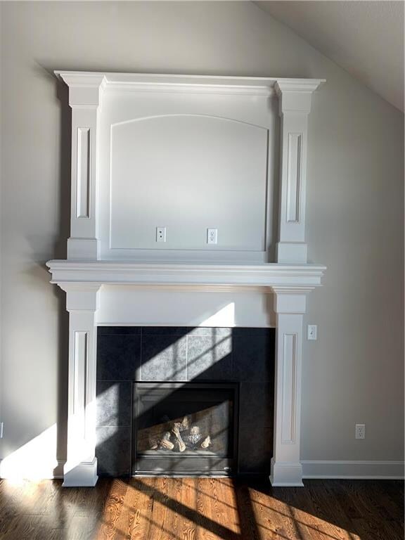 1404 Rylee Ct, Raymore, MO 64083 - photo 3