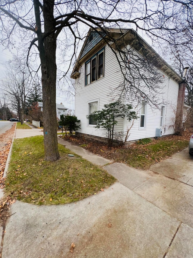 8892923B-4AA9-4EF9-AEA7-A22E14AAEE4E