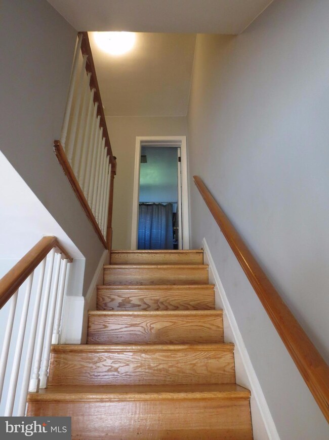 5008 Gateway Terrace, Halethorpe, MD 21227 - photo 4