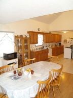 dining room area to kitchen