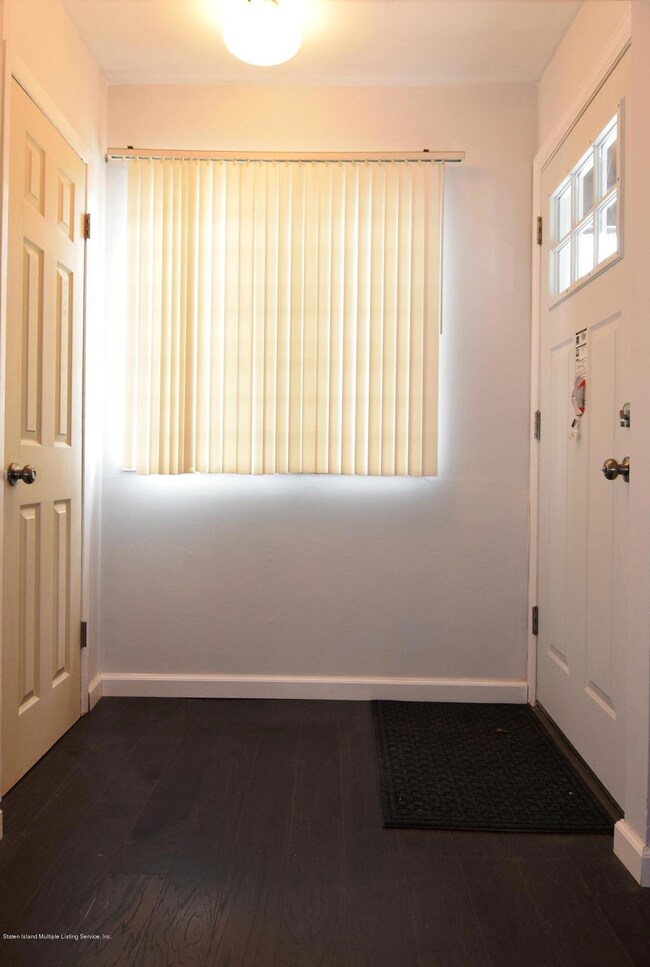 (3) Entry Foyer