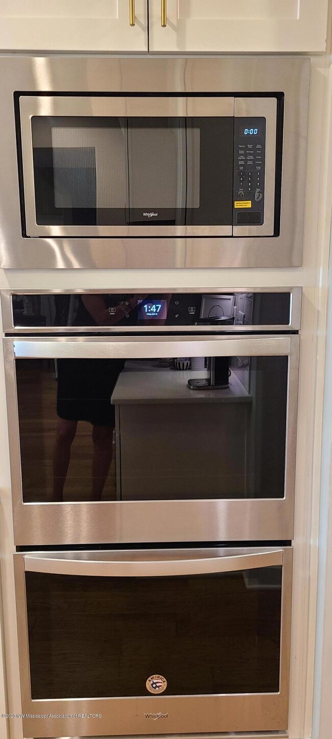 Standard Built-in Double Ovens and Micro