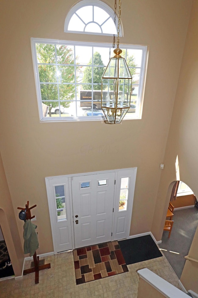 2-story Foyer