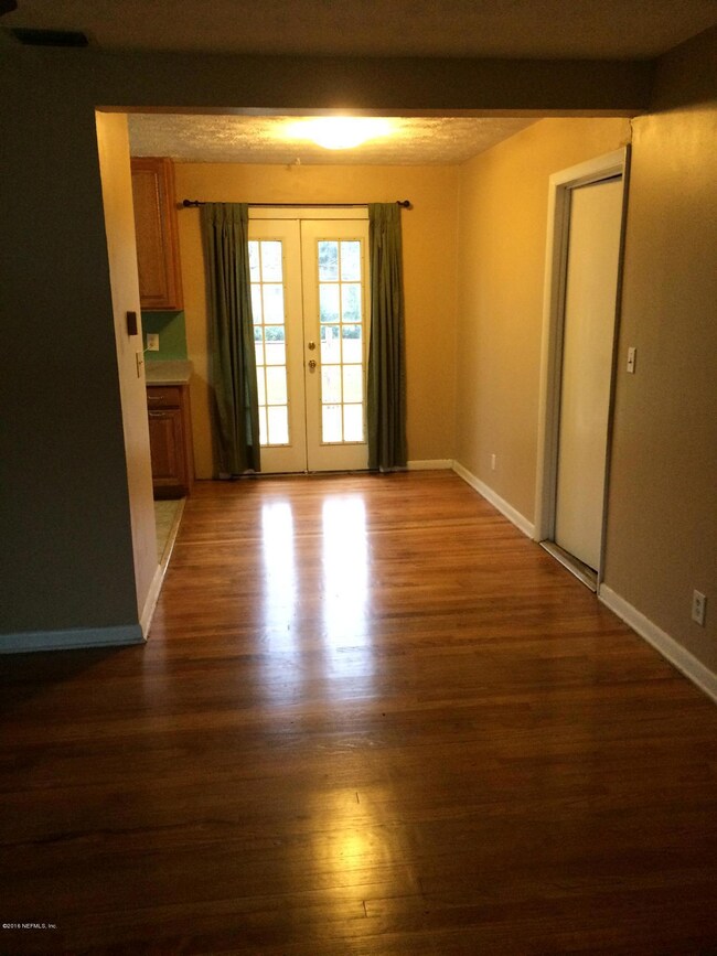 2806 Ilene Dr, Jacksonville, FL 32216 - photo 4