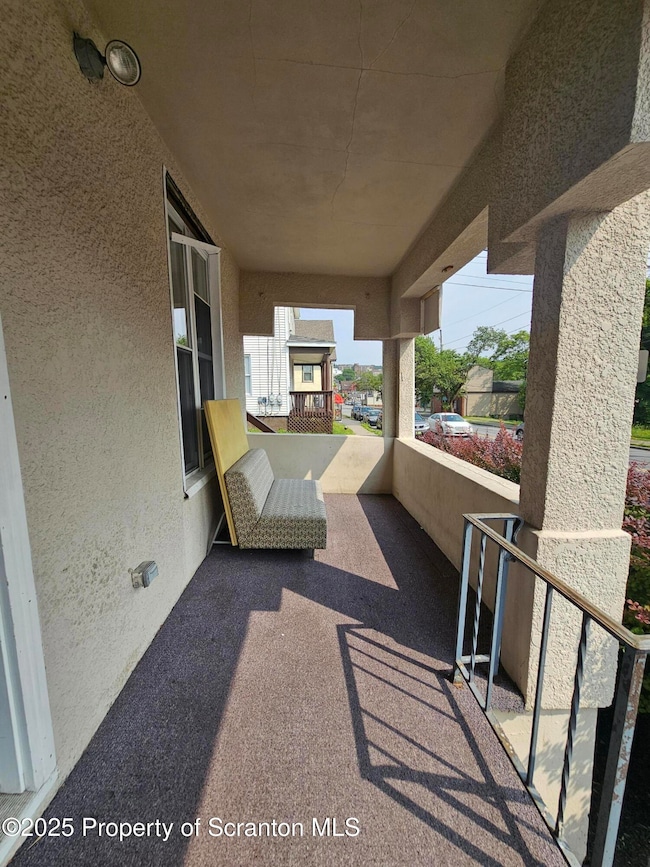 1207 Mulberry St, Scranton, PA 18510 - photo 2