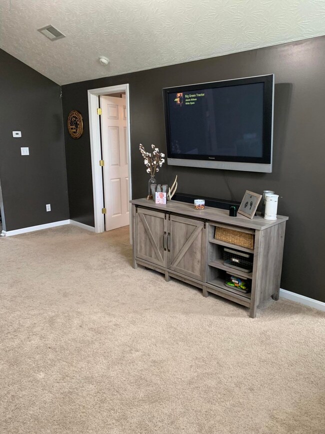 419 Forest Ridge Dr, Mount Washington, KY 40047 - photo 6