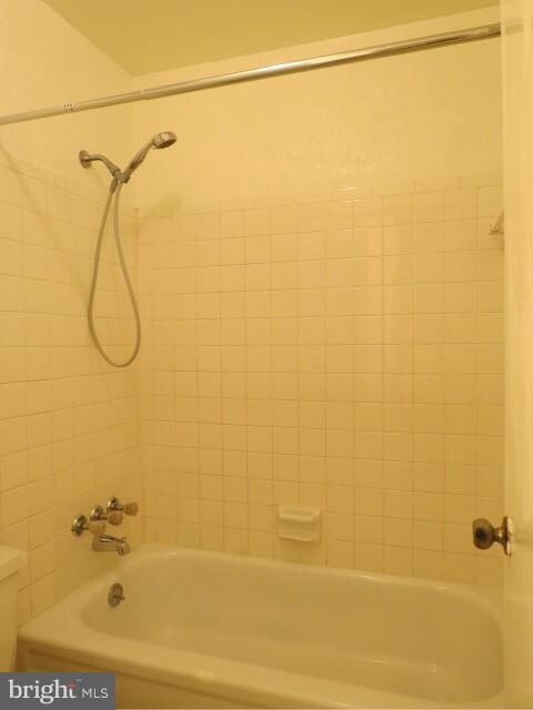1014 Brinker Dr unit 102, Hagerstown, MD 21740 - photo 3