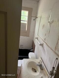 ROR-Picture Bathroom