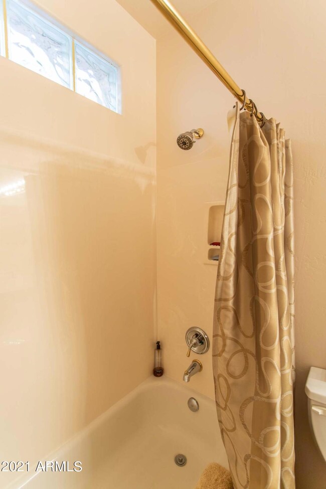 2226NShannon-13