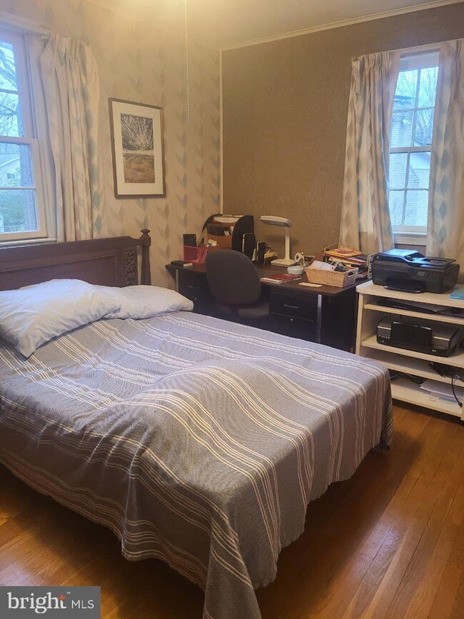 6913 Greenwood Dr, Glenn Dale, MD 20769 - photo 4