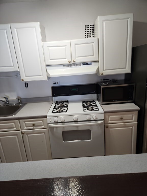 Hawthorne Place Condominium unit 16F, Boston, MA 02114 - photo 7