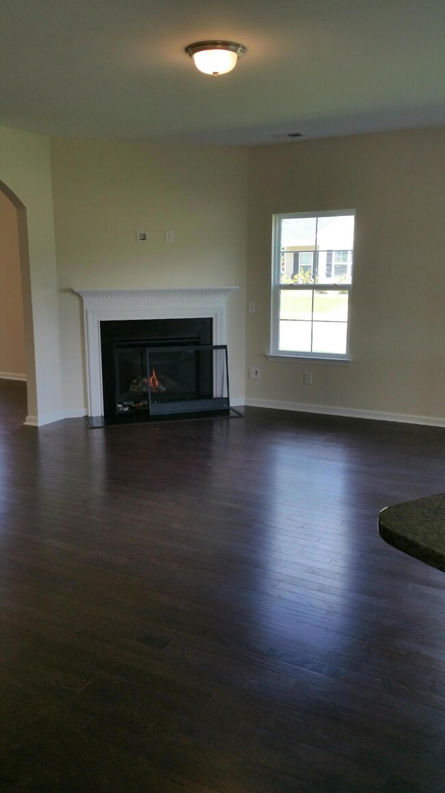FAMILY ROOM WITH GAS FIREPLACE