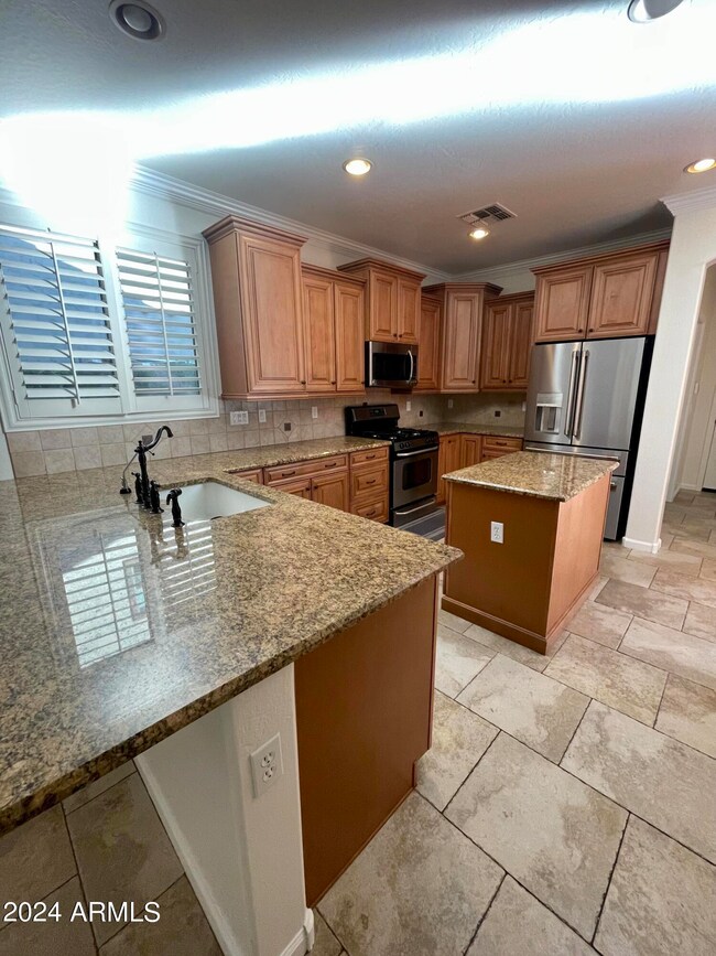 10652 E Lobo Ave unit 6, Mesa, AZ 85209 - photo 4