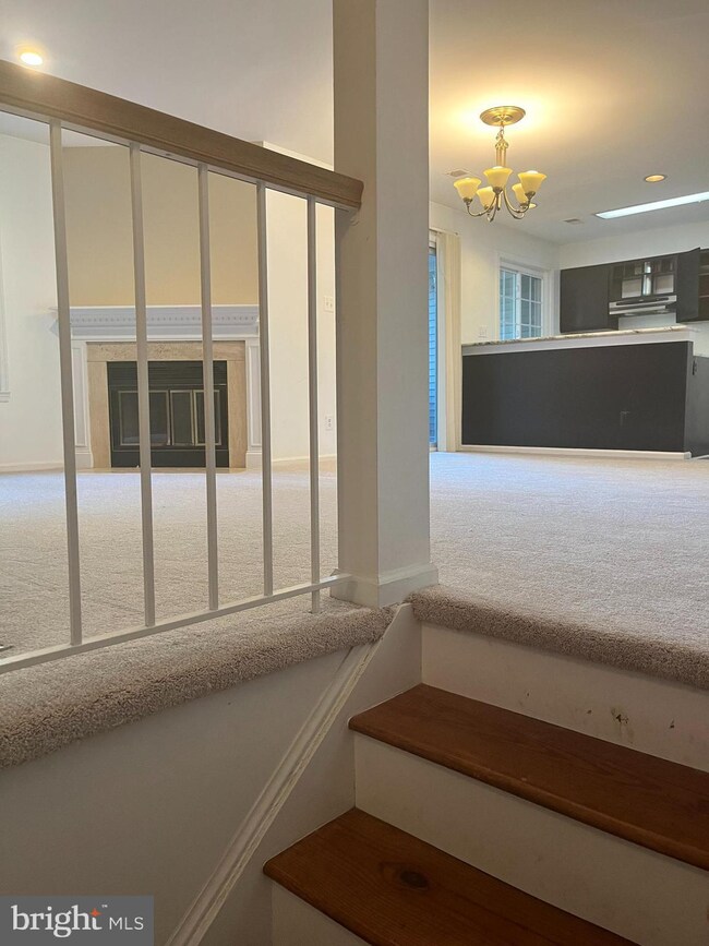 12920B Grays Pointe Rd unit 12920B, Fairfax, VA 22033 - photo 4