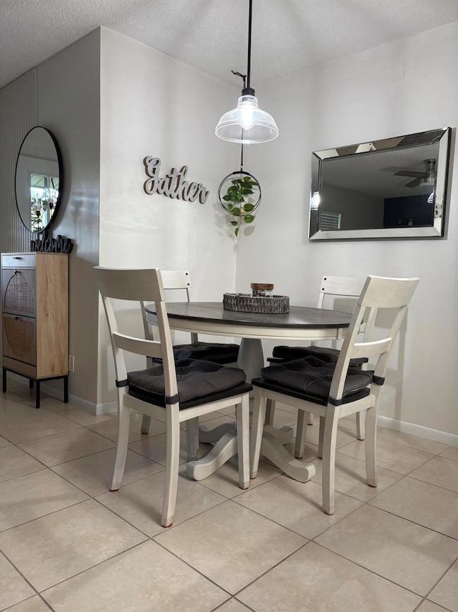 330 Knotty Pine Cir unit B-2, Greenacres, FL 33463 - photo 5