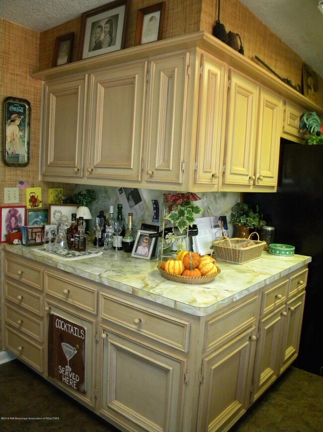 6 Kitchen