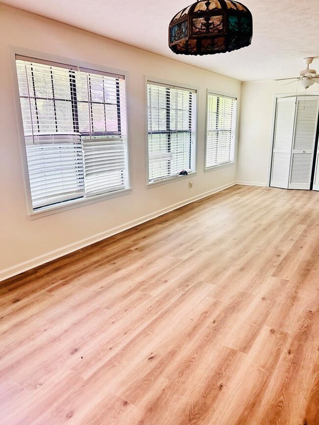 1015 Prairie Ln, McComb, MS 39648 - photo 6