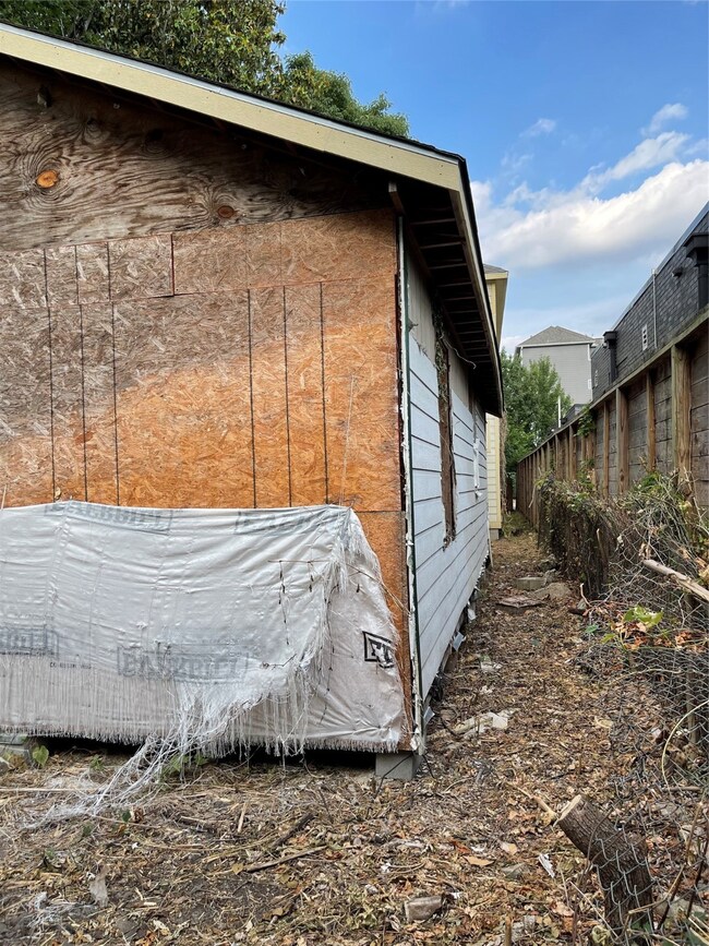 711 Allston St, Houston, TX 77007 - photo 6