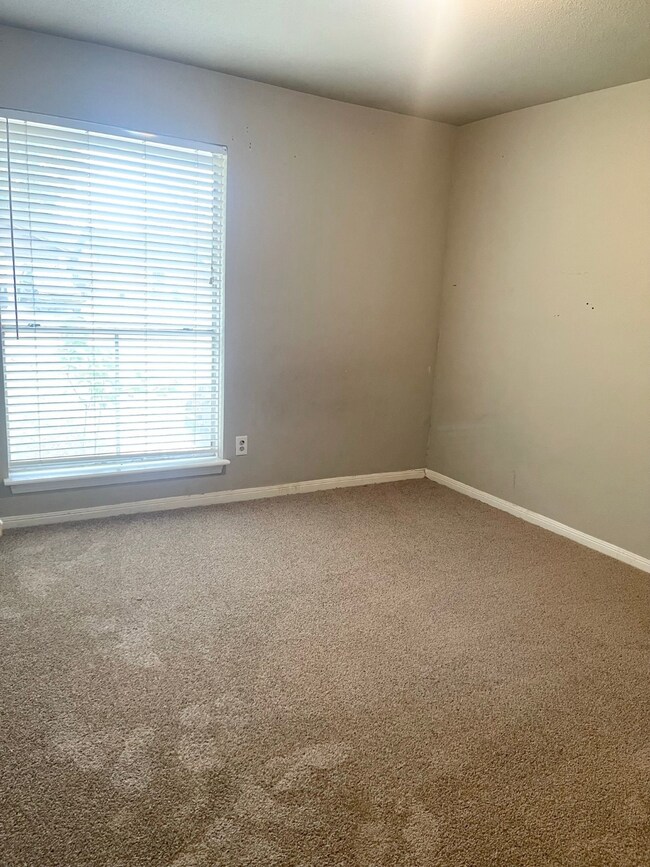 1906 Dormstom Ln, Houston, TX 77088 - photo 6