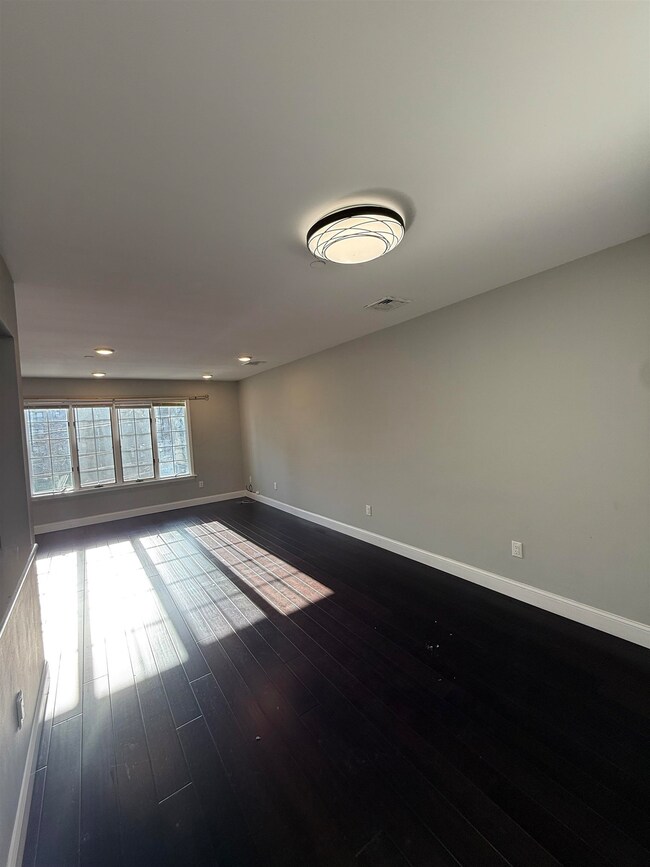 9 E 50th St unit 2, Bayonne, NJ 07002 - photo 2